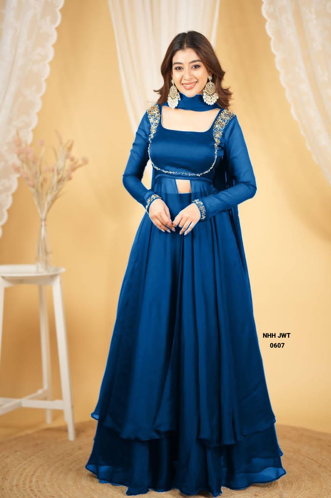 Women's Ethnic Motifs Embroidered Lehenga Set